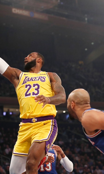 James closes on Kobe, Davis has 28 as Lakers beat Knicks